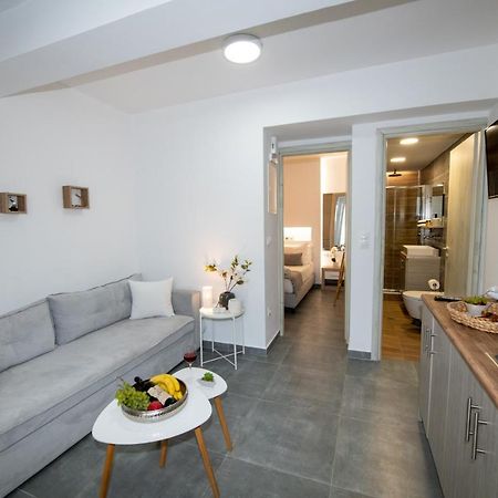 Kamári Sofia'S Apartment מראה חיצוני תמונה