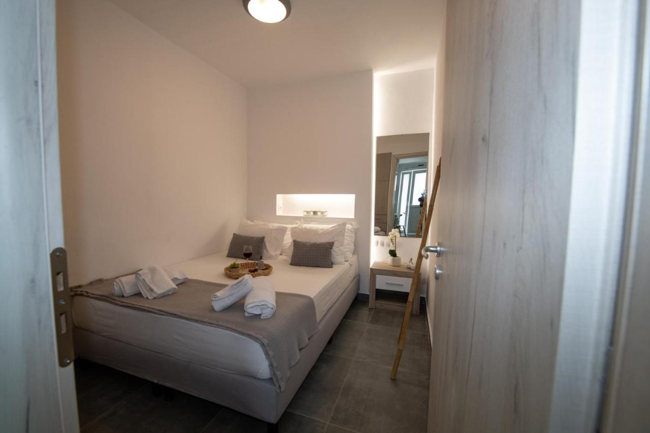 Kamári Sofia'S Apartment מראה חיצוני תמונה